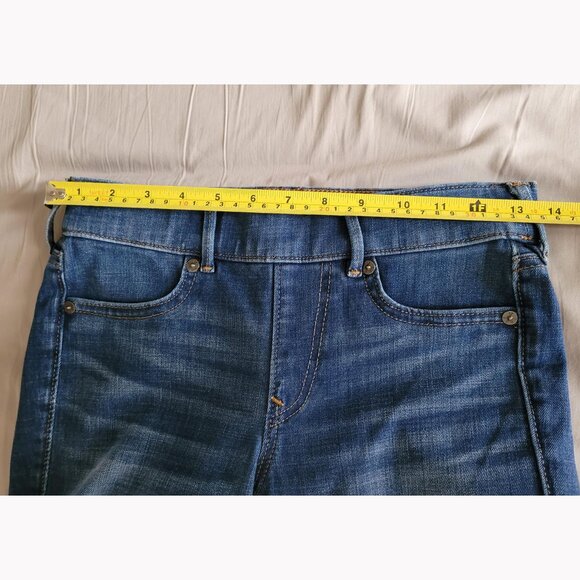 True Religion Medium Wash Pull-on Jeggings - Picture 8 of 14